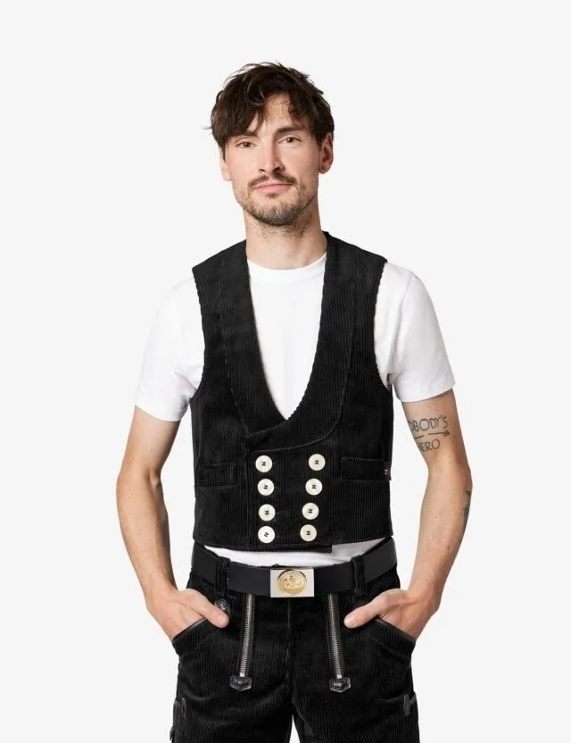 schwarz