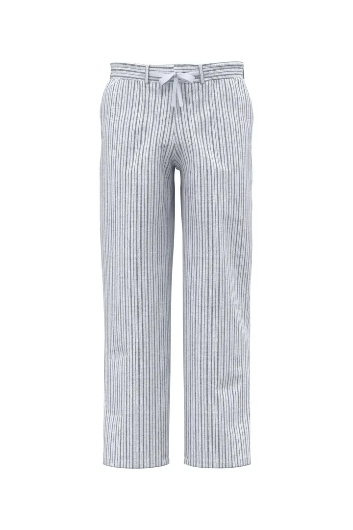 White / Navy Blue Stripes